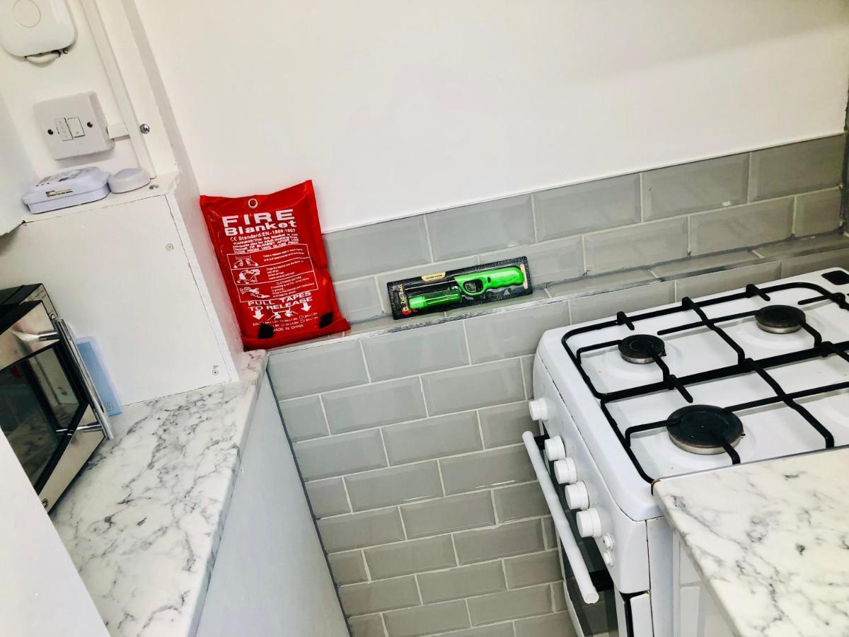 Charming Town Centre 3 Double Beds Home Free Parking 톤브리지 외부 사진