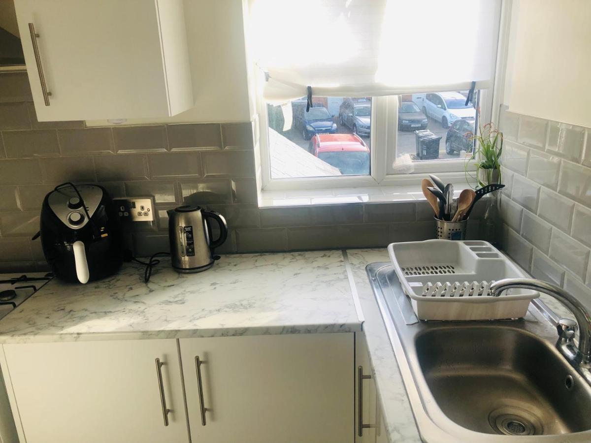 Charming Town Centre 3 Double Beds Home Free Parking 톤브리지 외부 사진